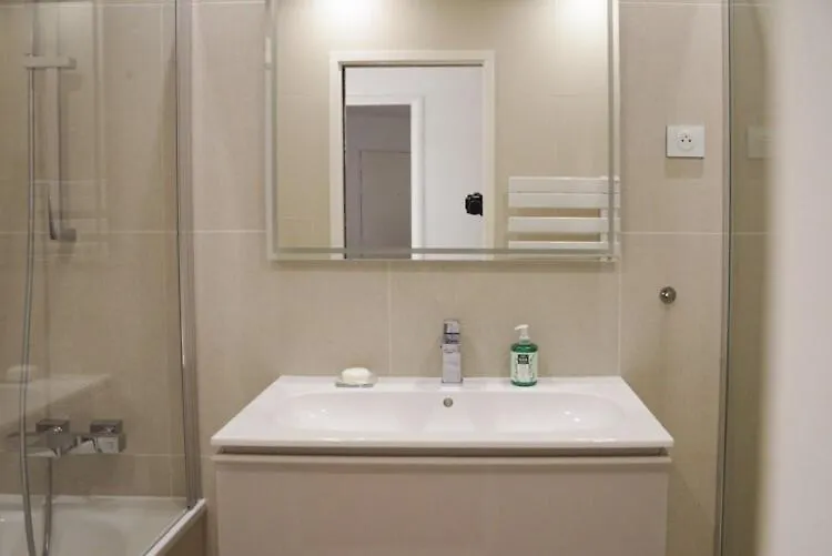 Eiffel Tour - Lovely 2 Bedrooms Apartment Parijs Frankrijk